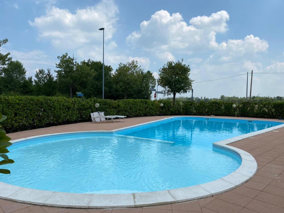 Appartamento Il Faro Con Giardino In Residence Con Piscina Desenzano del Garda Extérieur photo