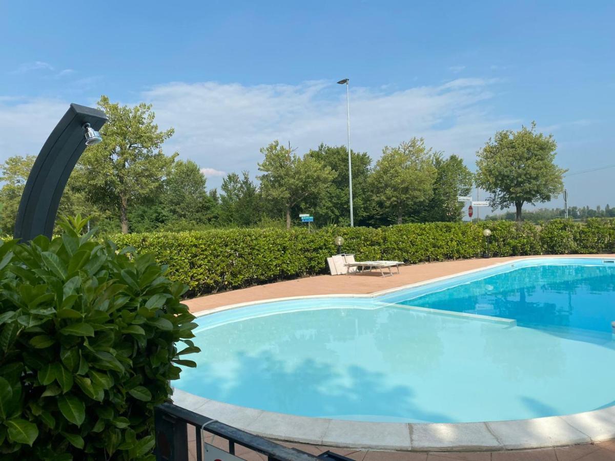 Appartamento Il Faro Con Giardino In Residence Con Piscina Desenzano del Garda Extérieur photo